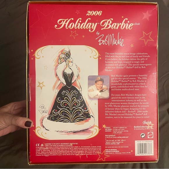 Bob Mackie Holiday Barbie 2006 in Black and Gold Gown - Picture 3 of 9